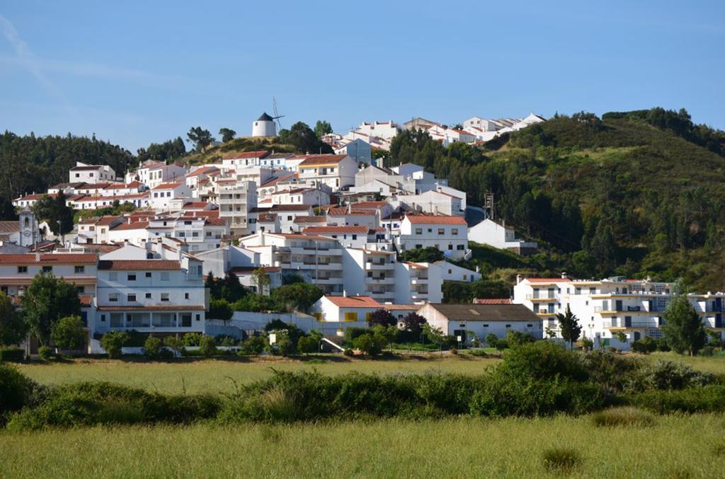 Pedra Dos Corvos Beach House Apartment Odeceixe Exterior photo