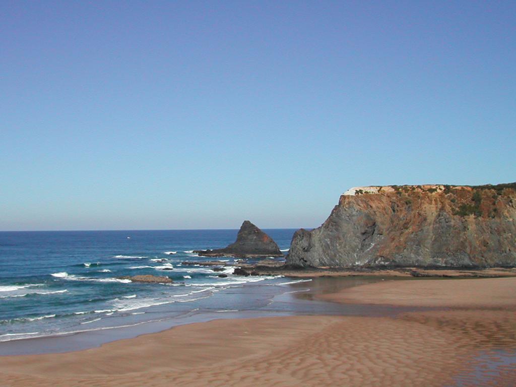 Pedra Dos Corvos Beach House Apartment Odeceixe Exterior photo